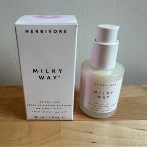 A first of its kind, plant-powered exfoliating acid treatment that effectively s